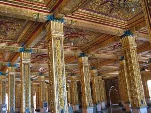 ด้านในปราสาททองคำ