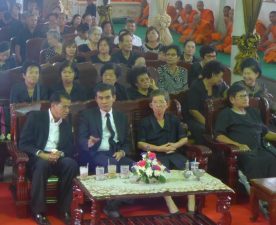 เผาแม่1